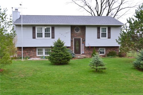 7312 Mont Dr, Middletown, OH, 45042-9236 | Card Image