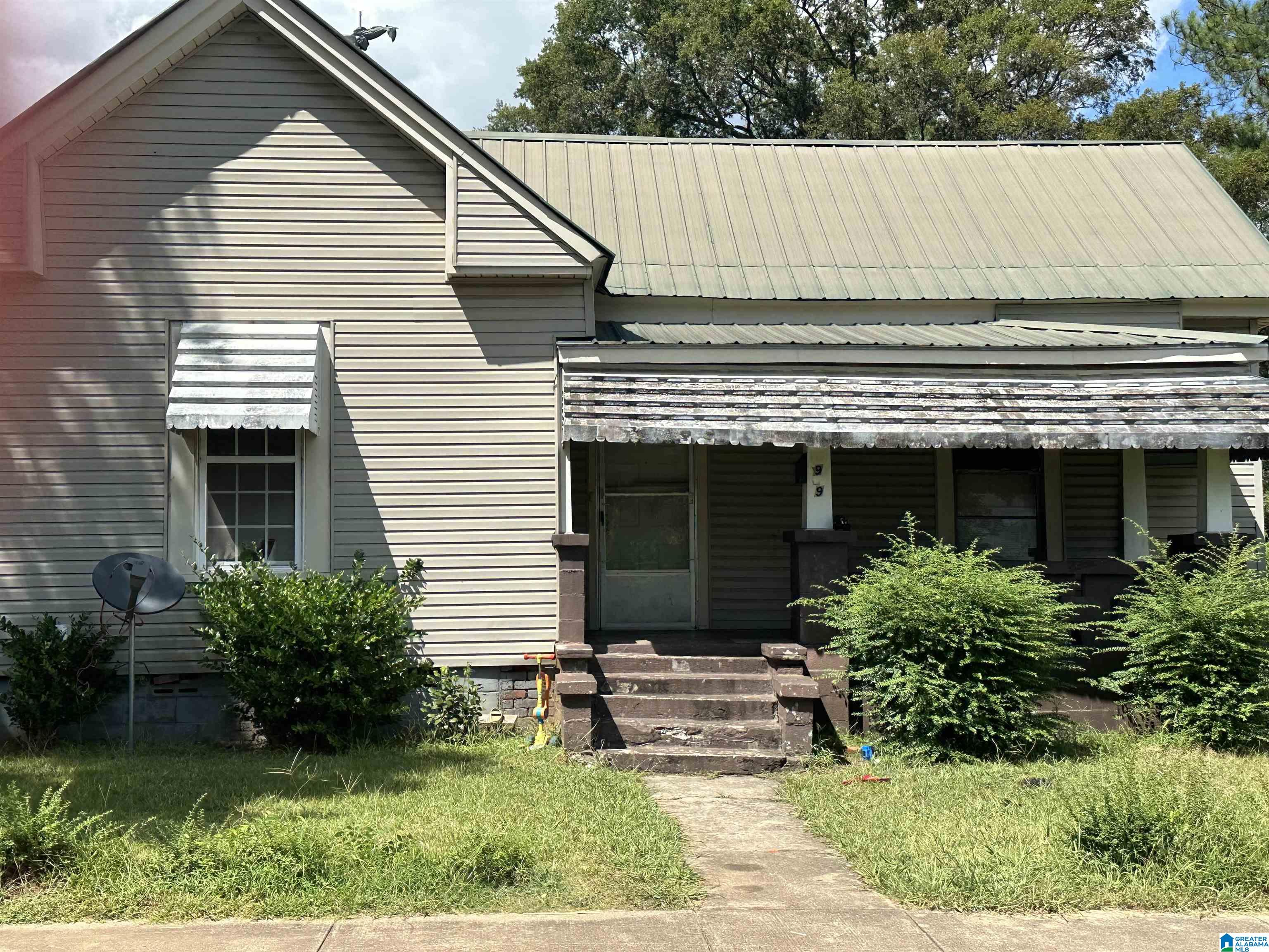 15th St, Anniston, AL 36201