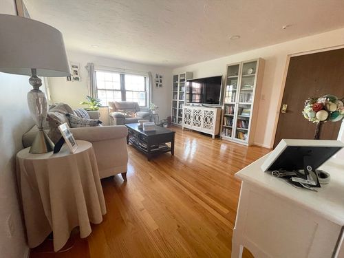 apt-1006-90 Neponset St, Canton, MA, 02021-2949 | Card Image