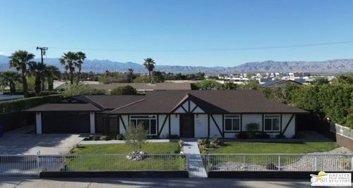 372 E Molino Rd, Palm Springs, CA, 92262-2032 | Card Image