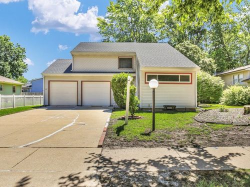 2314 Mulberry Ct, Champaign, IL, 61821-6251 | Card Image