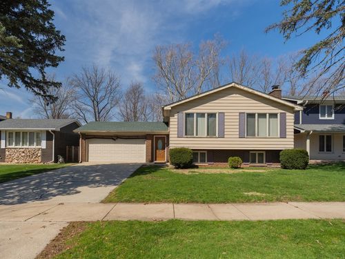4242 Pinewood Ln, Matteson, IL, 60443-1929 | Card Image