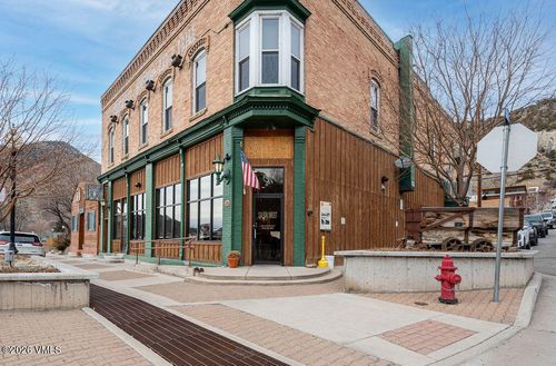502 W Main St, New Castle, CO, 81647-5008 | Card Image