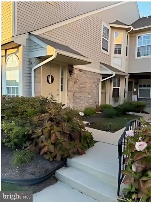 202 Andover Ct, QUAKERTOWN, PA, 18951-3758 | Card Image