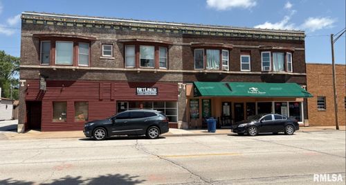 611 15th Ave, East Moline, IL, 61244-1323 | Card Image