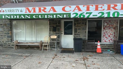 9088 Wesleyan Rd, Philadelphia, PA, 19136-1113 | Card Image