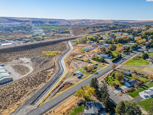 163-acres-shop-views-101505 E Reata Road, Kennewick, WA, 99338 | Card Image