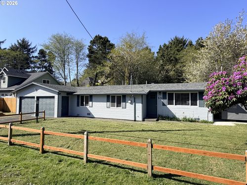55 Alderwood St, Gleneden Beach, OR, 97388 | Card Image