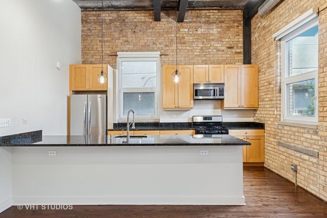 APT-13 - 1128 W Ardmore Ave, Condo with 2 bedrooms, 2 bathrooms and 1 parking in CHICAGO IL | Image 8