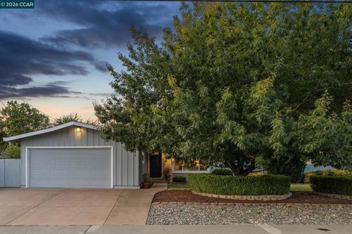 4319 Pembroke Dr, Concord, CA, 94521-3404 | Card Image