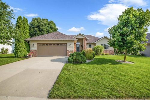 680 W Main St, Evansville, WI, 53536-1090 | Card Image