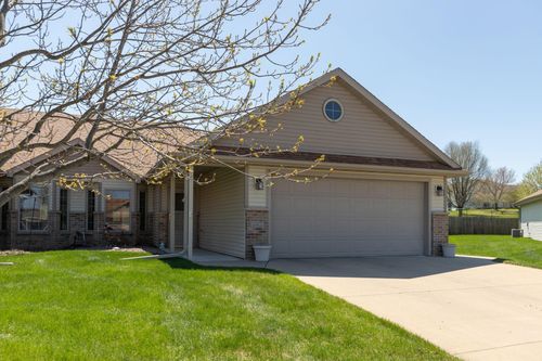 6411 Bandel Hills Ln Nw, Rochester, MN, 55901-2257 | Card Image