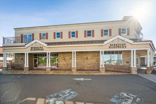 503 Springfield Ave, Berkeley Heights, NJ, 07922-1180 | Card Image