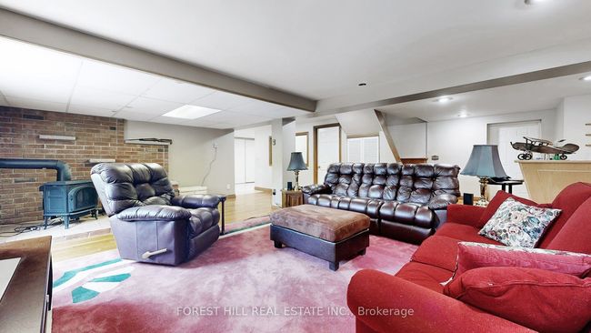 46 Maplewood Dr, House other with 5 bedrooms, 3 bathrooms and 5 parking in Amaranth ON | Image 23