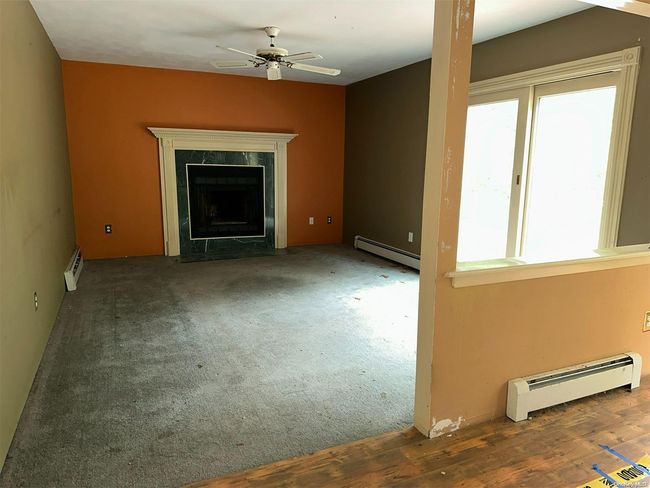 den | Image 5