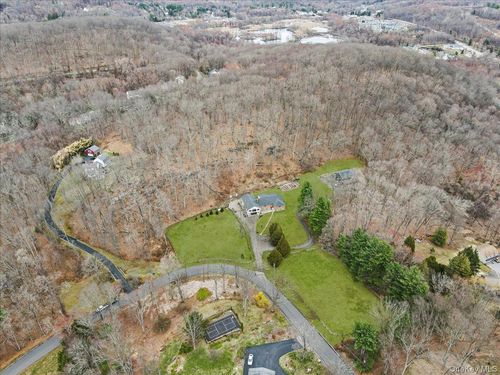 6 Annarock Dr, Somers, NY, 10589-2804 | Card Image