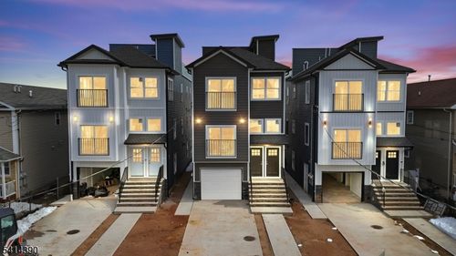 44 Milford Ave, Newark, NJ, 07108-2816 | Card Image