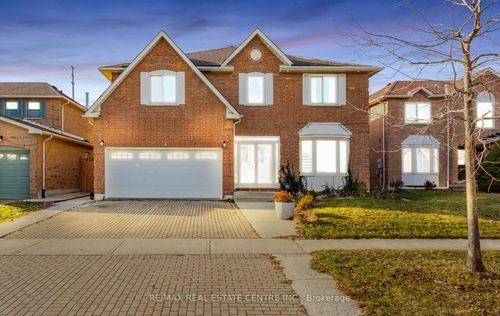 34 Corkett Dr, Brampton, ON, L6X3G9 | Card Image