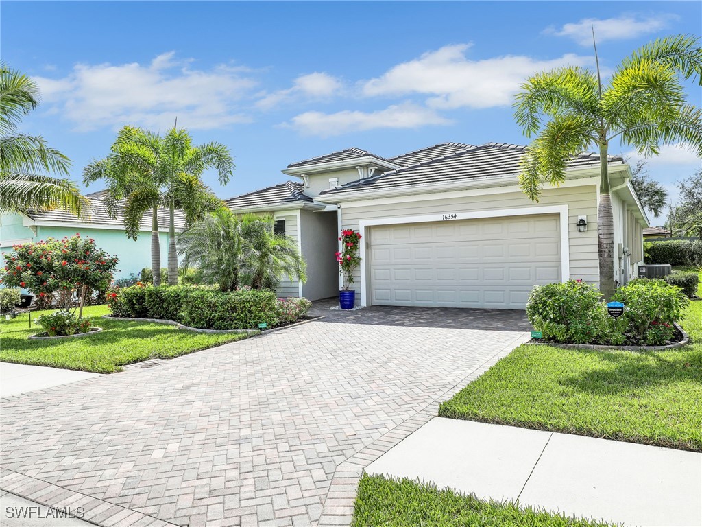 Bonita Landing Cir, Bonita Springs, FL 34135