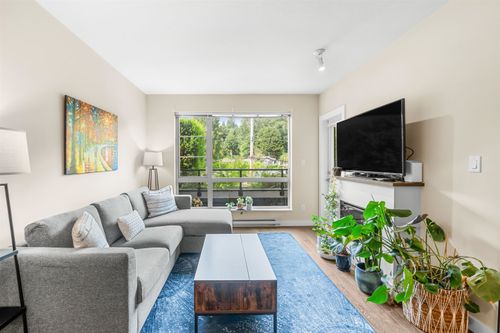 215-1330 Marine Dr, North Vancouver, BC, V7P1T4 | Card Image
