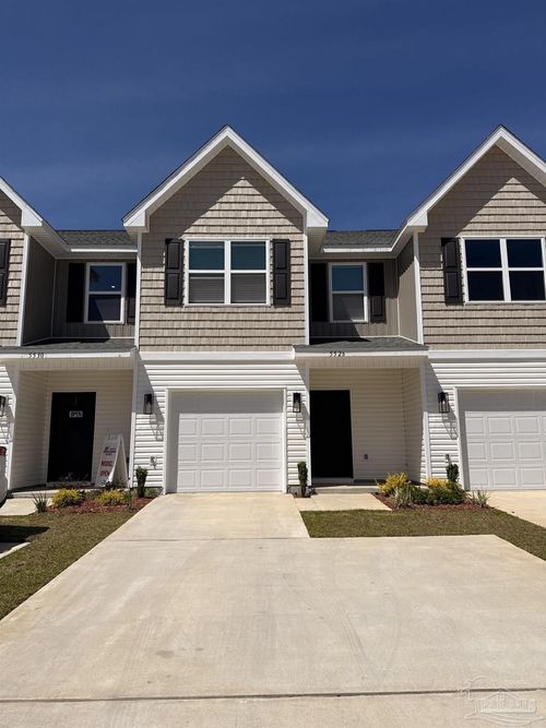 5562 Lexlee Blvd, Pensacola, FL, 32526-7424 | Card Image