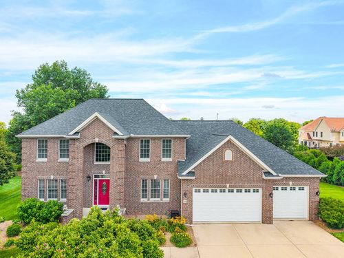 10 Cloverhill Cir, Bloomington, IL, 61705-3300 | Card Image
