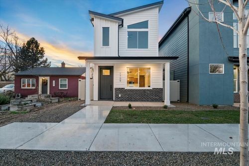 1709 N 31st St, Boise, ID, 83703-5924 | Card Image