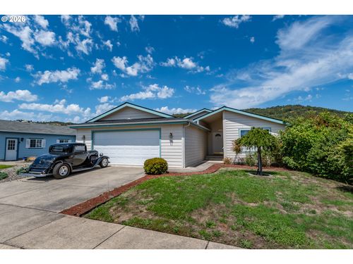 164 Jacob Hale Way, Roseburg, OR, 97471-8114 | Card Image
