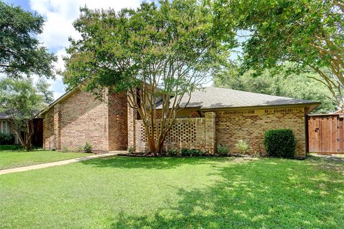 1318 Huntington Dr, Richardson, TX, 75080-2809 | Card Image