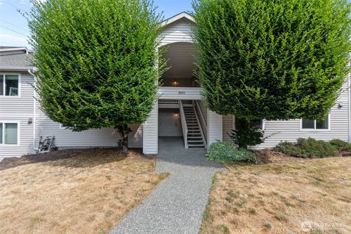j204-8833 1st St Ne, Lake Stevens, WA, 98258-7381 | Card Image