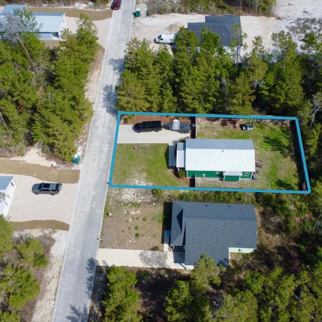 1727 Landing St, House other with 3 bedrooms, 2 bathrooms and 4 parking in Carrabelle FL | Image 13