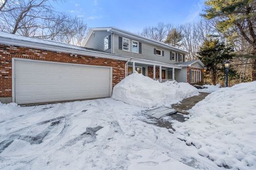 61 Lincoln Rd, Sharon, MA, 02067-1545 | Card Image