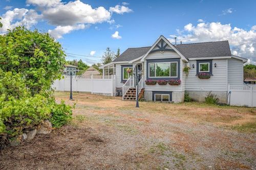 814 S Progress Rd, Spokane Valley, WA, 99037-8865 | Card Image