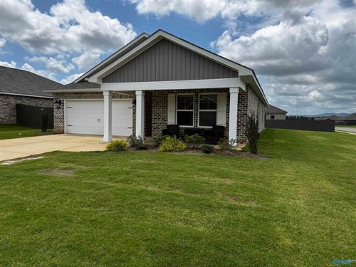 403 Jackson Point Cir, Huntsville, AL, 35811-4006 | Card Image
