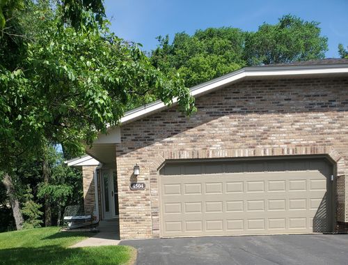 4504 Laramie Trl, Minnetonka, MN, 55345-2645 | Card Image