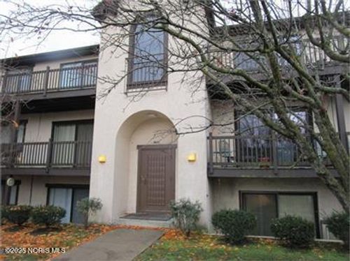 1660 Brownstone Blvd, Toledo, OH, 43614-1305 | Card Image