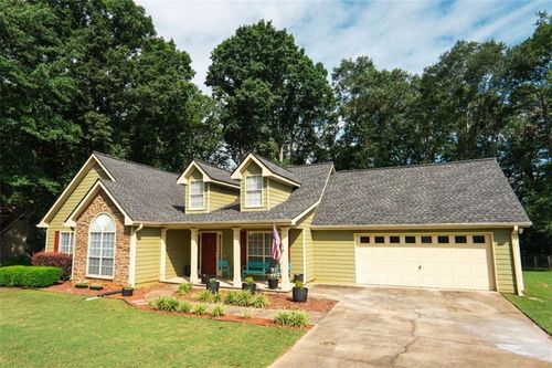 1415 Red Oak Way, Winder, GA, 30680-3351 | Card Image
