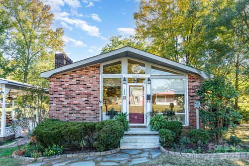 1003 Robinhood Ln, Kannapolis, NC, 28081-5743 | Card Image