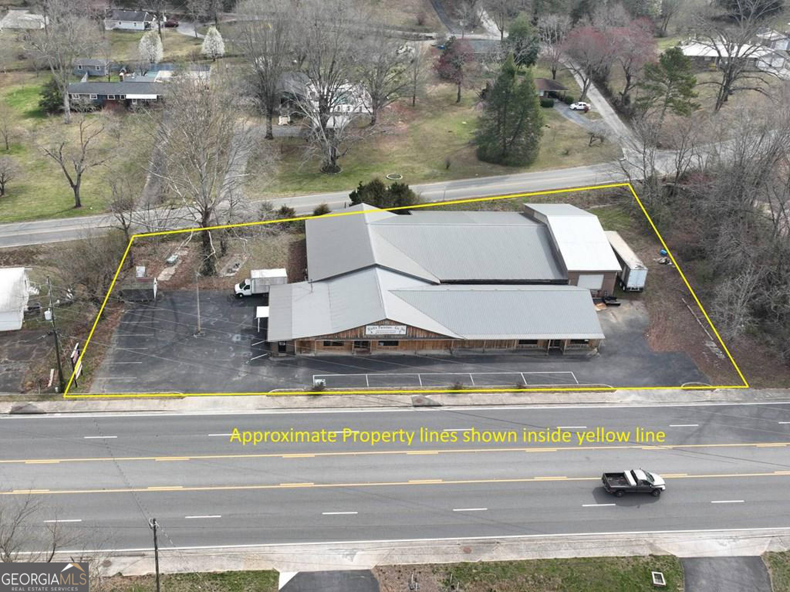 3264 Chattanooga Rd, Rocky Face, GA 30740