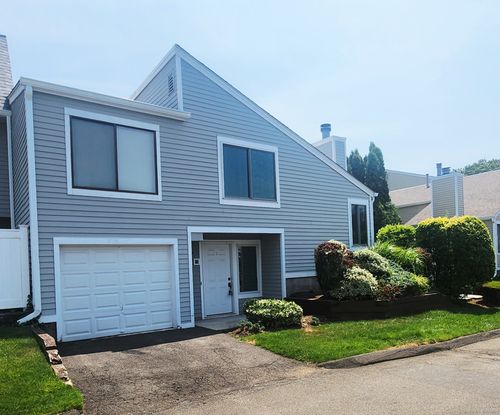 55-55 Peddlars Dr, Branford, CT, 06405-5820 | Card Image