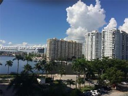603w-2801 Ne 183rd St, Aventura, FL, 33160-2128 | Card Image