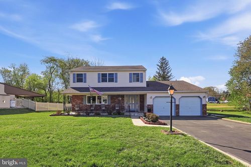 1304 Sturbridge Dr, Warminster, PA, 18974-2244 | Card Image