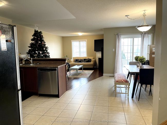 2 Ruben St, House attached with 3 bedrooms, 4 bathrooms and 1 parking in Whitby ON | Image 5