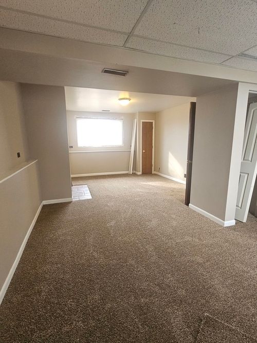 830 Division St, South Elgin, IL, 60177-1006 | Card Image