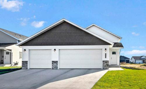 6009 80th Ave S, Horace, ND, 58047-5524 | Card Image