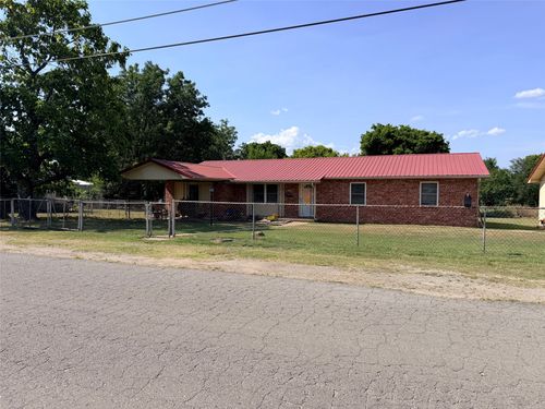 810 Warren Rd, Henryetta, OK, 74437-2644 | Card Image