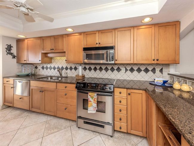 3G - 1150 Tarpon Center Dr, Condo with 2 bedrooms, 2 bathrooms and null parking in VENICE FL | Image 17