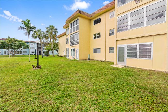 APT-109 - 3500 Sw Natura Blvd, Condo with 1 bedrooms, 2 bathrooms and null parking in Deerfield Beach FL | Image 24