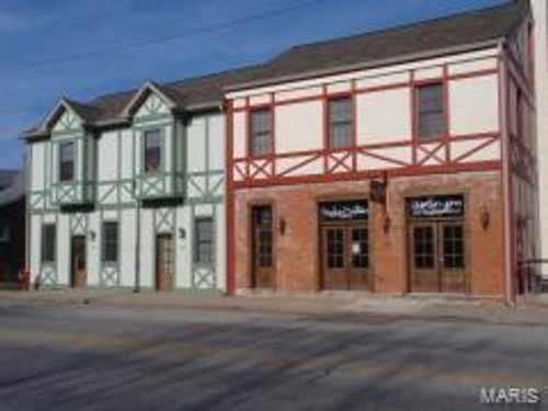 536 S Main St, Columbia, IL, 62236-2479 | Card Image