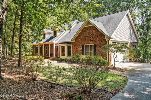 260 Brushy Creek Cir, Jackson, GA, 30233-6325 | Card Image
